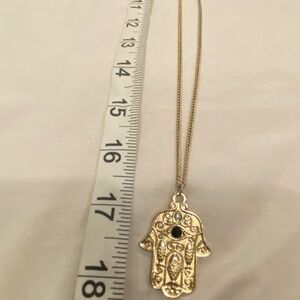 Elegant Gold Hamsa Pendant Necklace